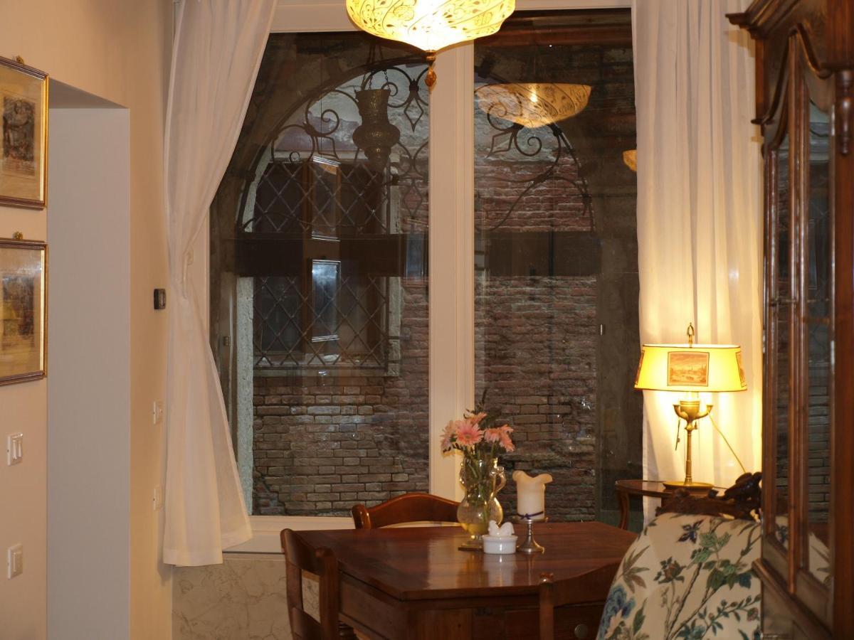 Al Pozzo Dei Scoacamini, 100 M From San Marco, Ground Floor Daire Venedik Dış mekan fotoğraf