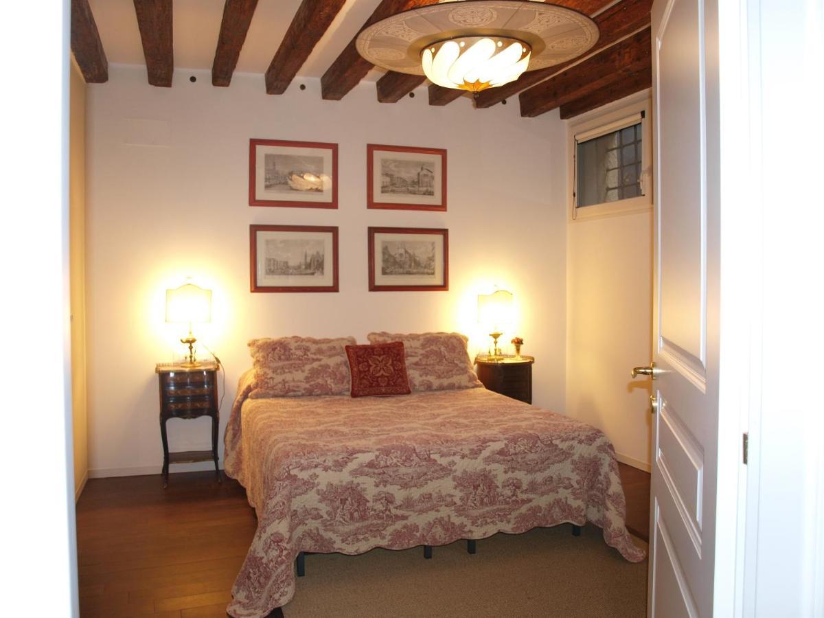 Al Pozzo Dei Scoacamini, 100 M From San Marco, Ground Floor Daire Venedik Dış mekan fotoğraf
